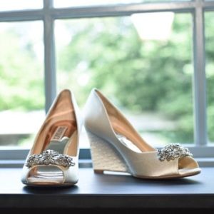Ivory satin Wedding wedges size 6.5